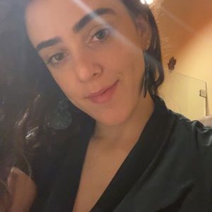 Meet your Posher, Carlie